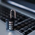 【企業が震撼したサイバー攻撃事例】 防ぐことはできたのか? 原因&対策まとめ