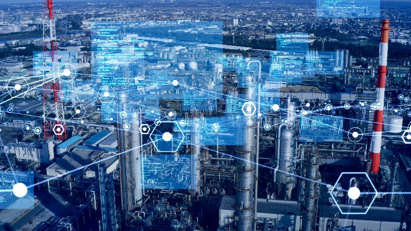 製造業においても推進されているDX。その阻害要因と取り組む際のポイントは？