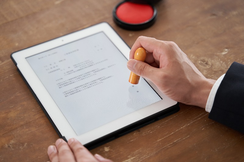 契約書まわりの電子化、まだ進んでいない？電子契約システムの導入メリットと必要ステップ