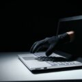 ゼロデイ攻撃とは?特徴と被害事例から学ぶセキュリティ対策