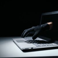 ゼロデイ攻撃とは？意味や仕組み、被害事例、対策方法まで徹底解説！