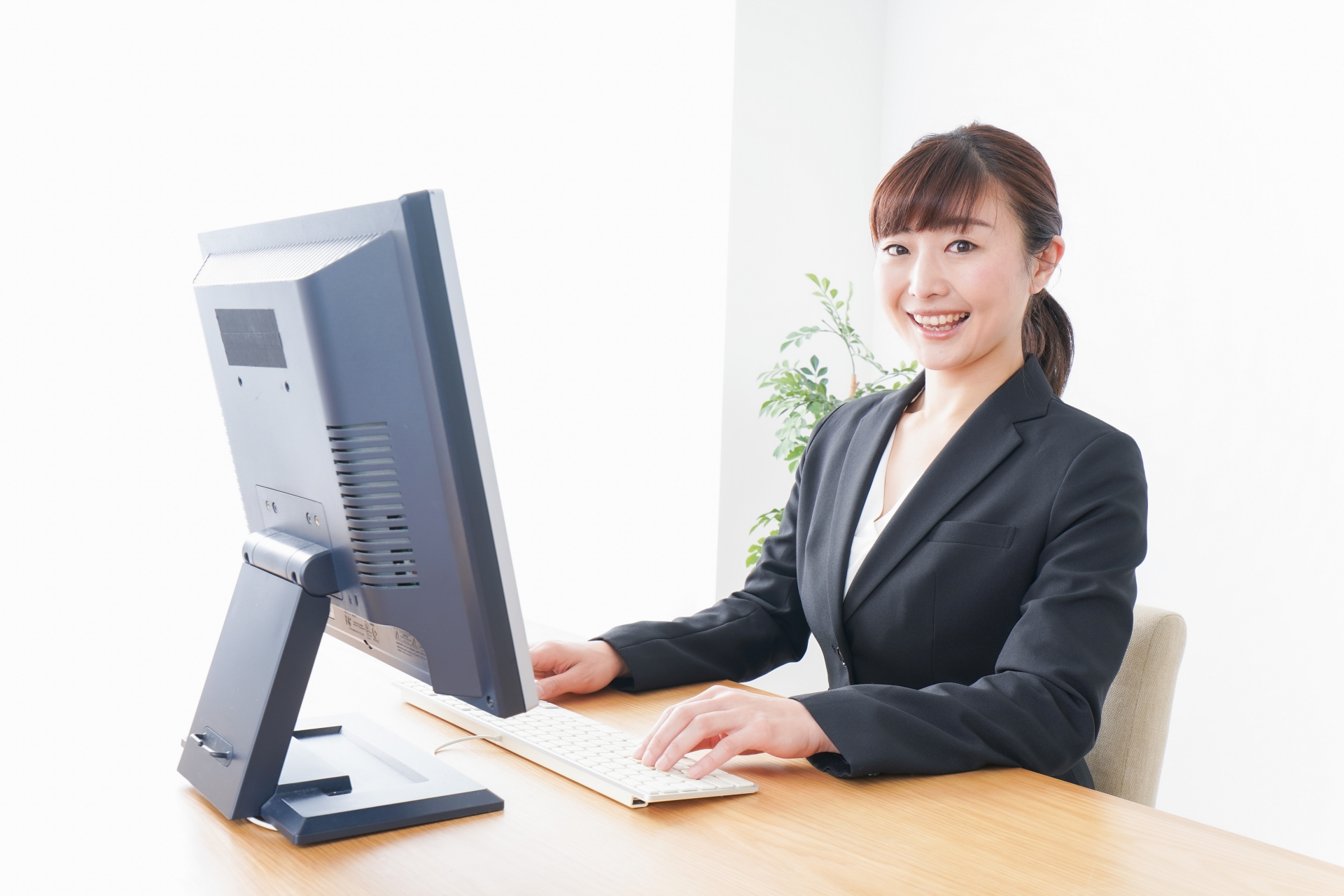 発注管理表はExcelで作成できる？作り方のポイントを徹底解説！