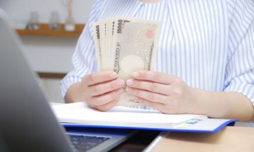 売掛金・買掛金の違いや適正なバランス比率、相殺方法をわかりやすく解説